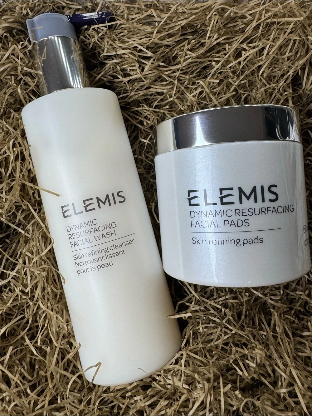 ELEMIS DYNAMIC GENTLE RESURFACING FACIAL WASH & PADS DUO SET